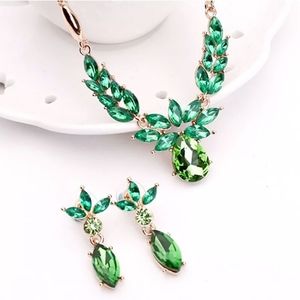 Gold plated green crystal flower necklace earrings set